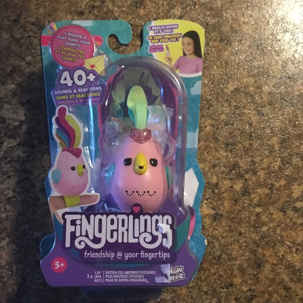 Fingerlings Pink Birdie Sweet Tweets BNIB